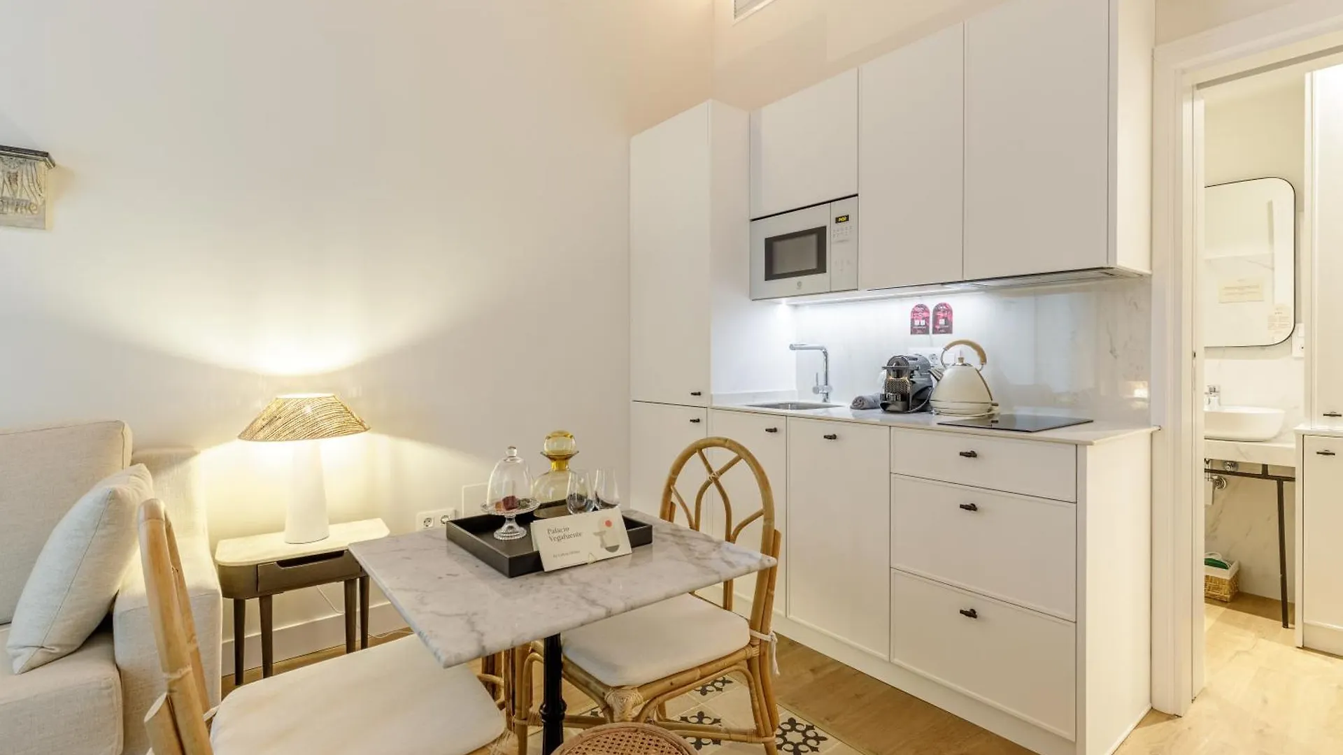 Palacio Vegafuente By Caleta Homes Malaga Apartment