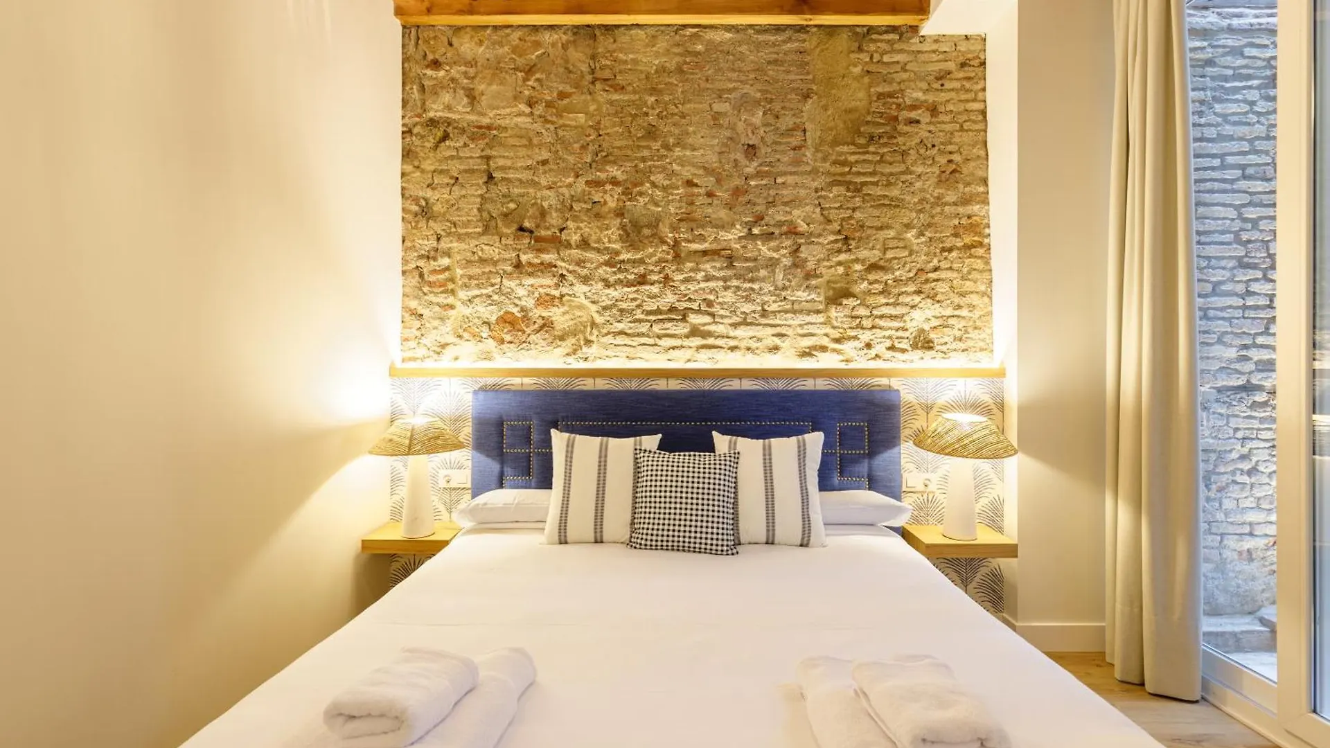 Palacio Vegafuente By Caleta Homes Malaga Apartment